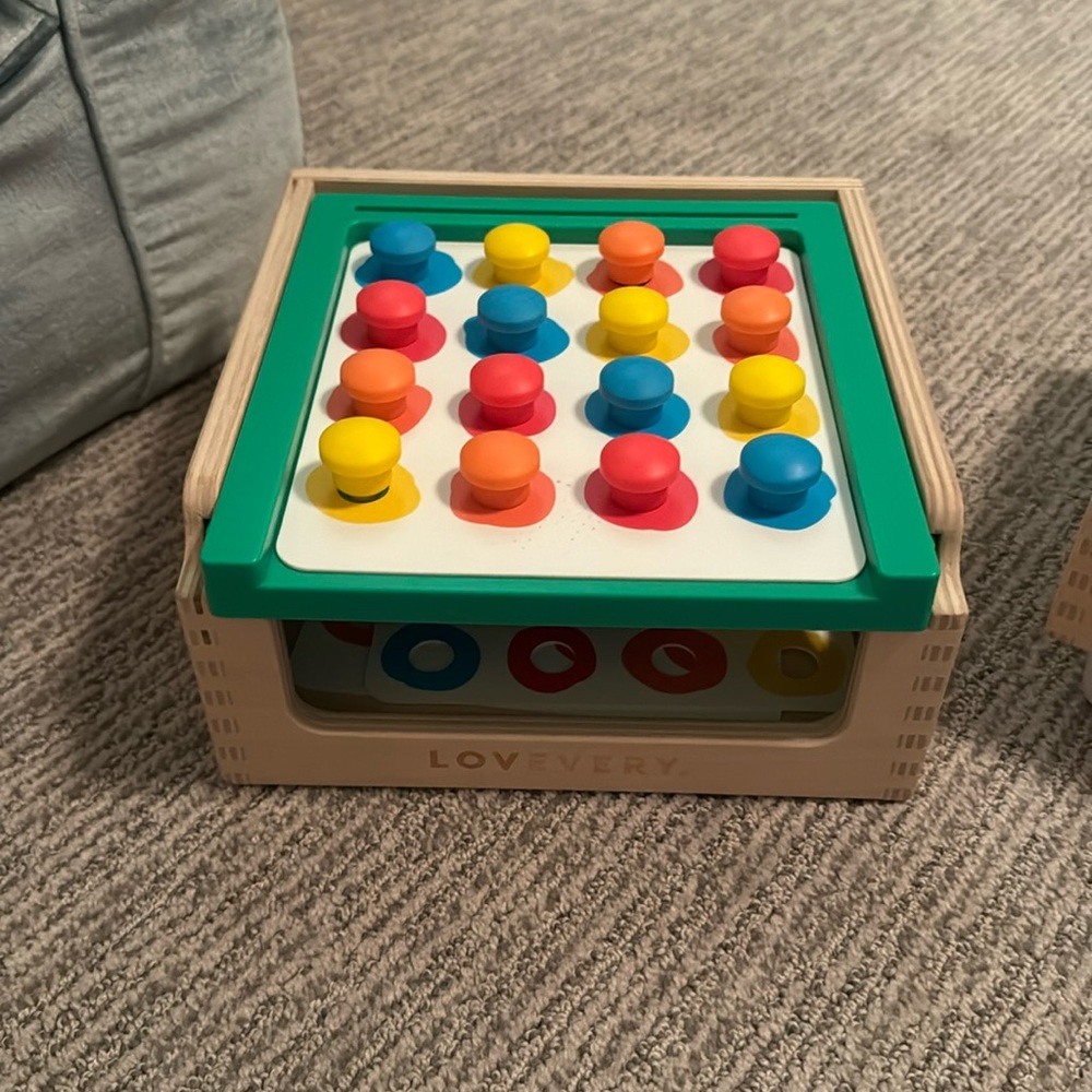 Lovevery Match and Tap Hammer Box